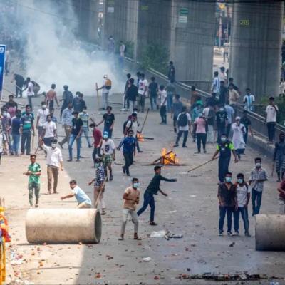 බංග්ලාදේශයට ඇඳිරි නීතිය : 105ක් මරුට