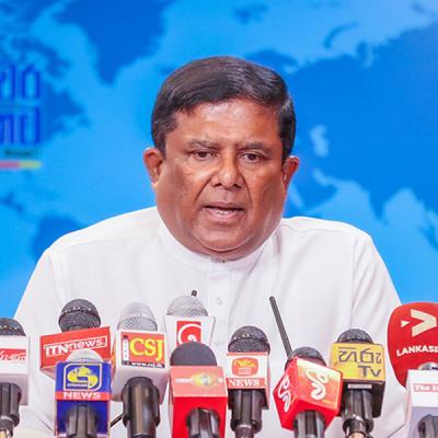 තෙවැනි සිවිල් යුද්ධයක් ඇතිවීමේ අවදානමක් ගැන වජිර කියයි