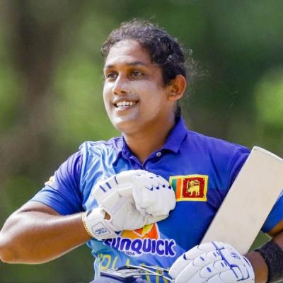 චමරිගෙන් ශතකයක්