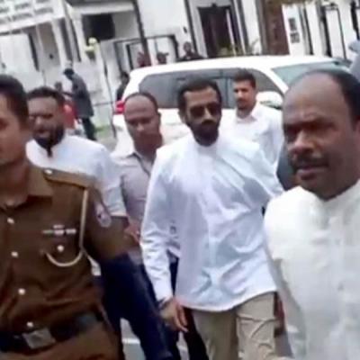 ජීවන් තොණ්ඩමන් ඇතුළු තිදෙනෙක් අධිකරණයට