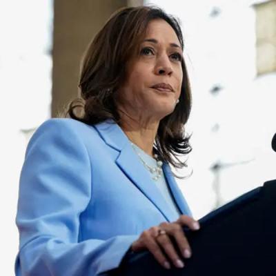 ඩිමොක්‍රටික් පක්ෂයේ ජනපති අපේක්ෂකත්වය කමලා හැරිස්ට