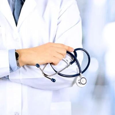 වැඩි මිලට බෙහෙත් විකිණූ විශේෂඥ වෛද්‍යවරයෙක් අත්අඩංගුවට