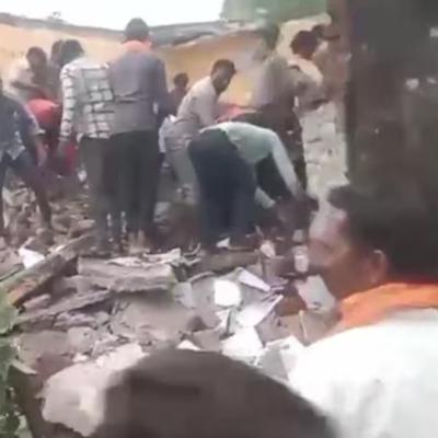 ඉන්දියාවේ පාසල් ගොඩනැගිල්ලක් කඩාවැටෙයි : ළමුන් 4ක් මරුට