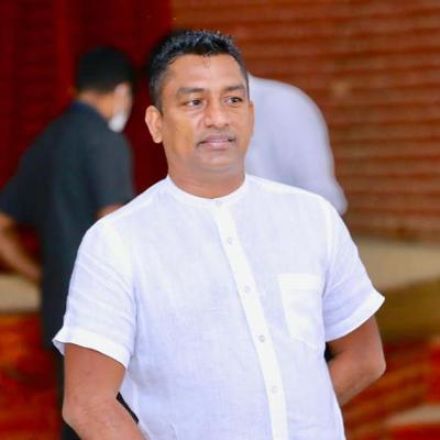 තිස්ස කුට්ටි අනුරගෙන් සමාව ඉල්ලයි?